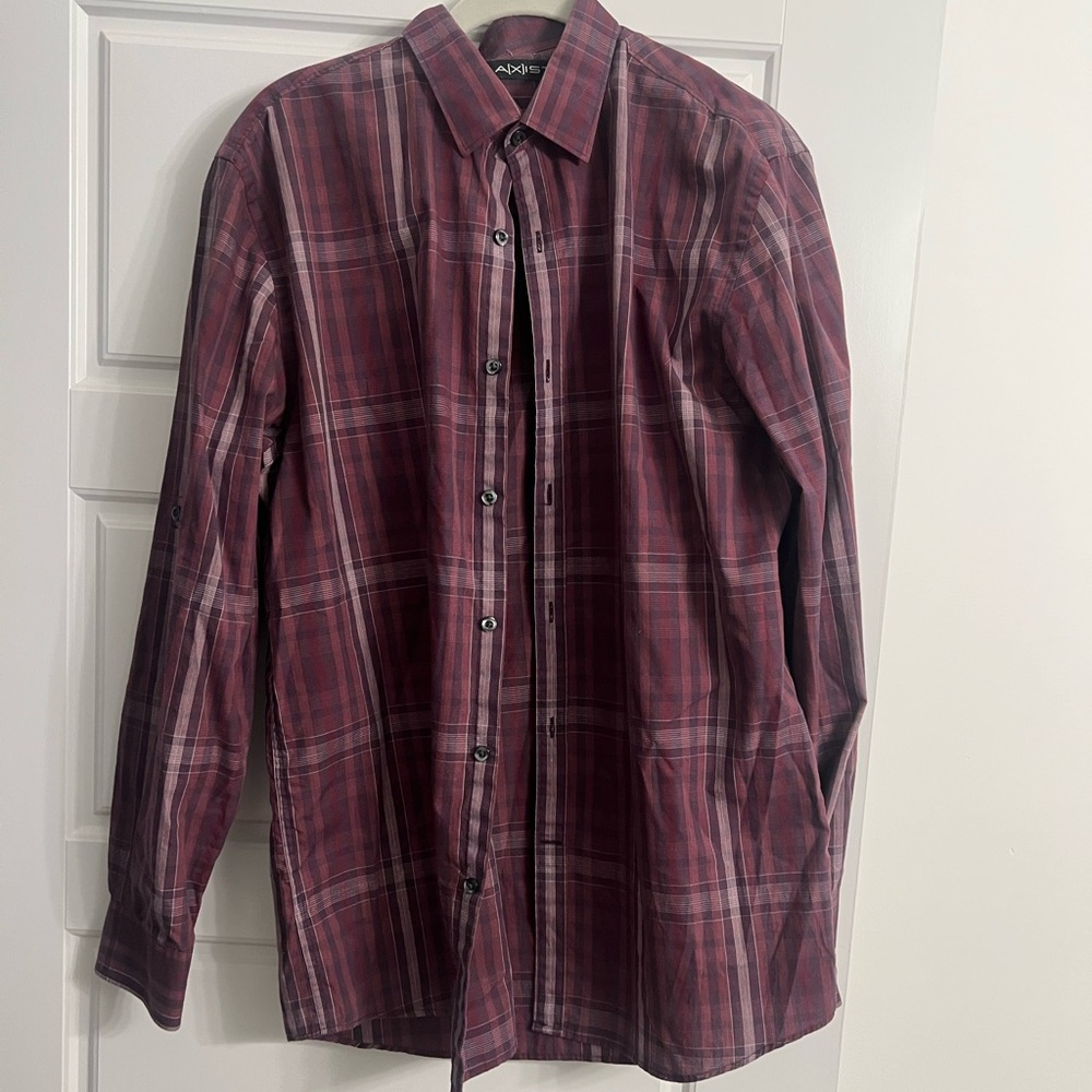 NWOT axist plaid berry red purple button down. Size medium